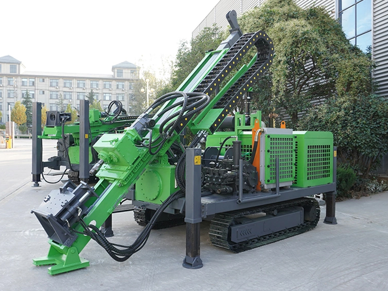 Fully hydraulic core drilling rig